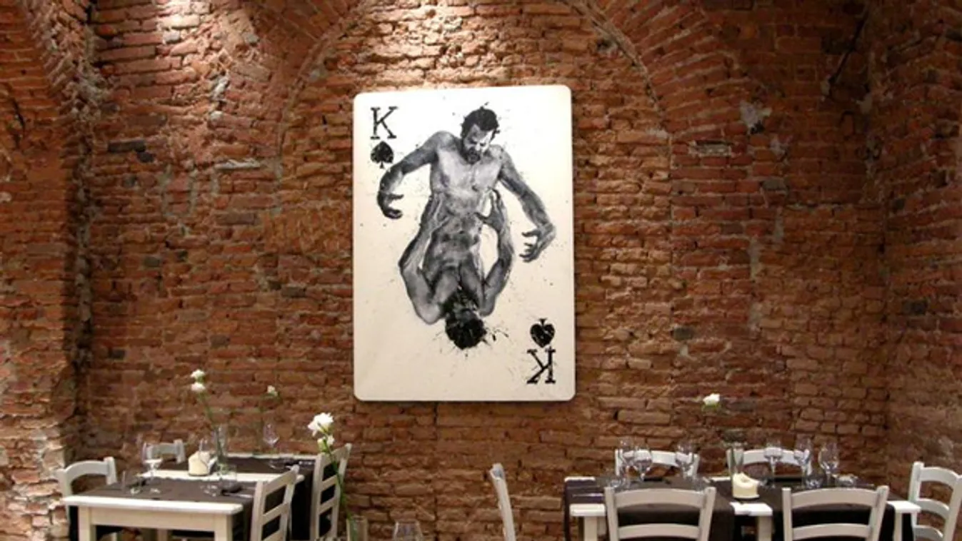 Pinacoteca, Gucci-butik és kiváló borok