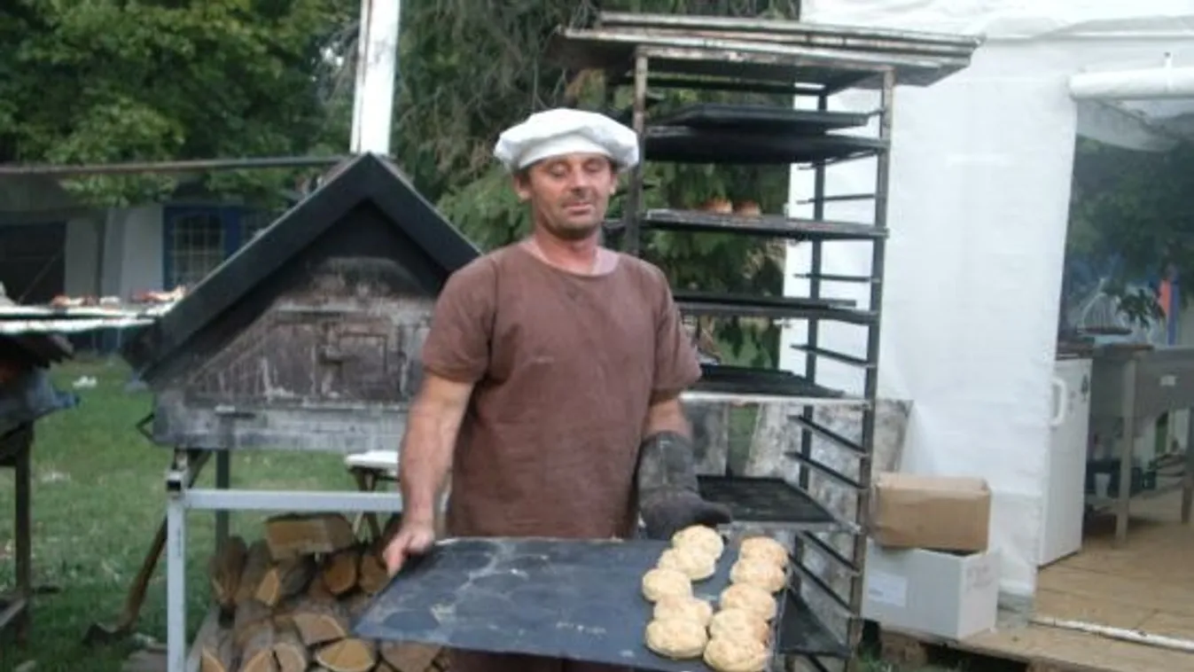 Ahol mások buliznak, te dolgozol?