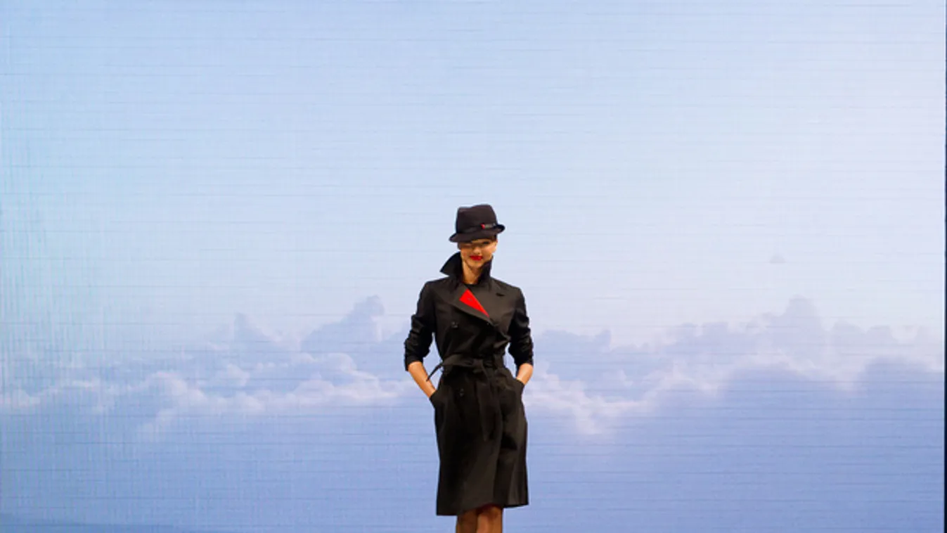 A Qantas stewardessei Louboutin-cipőben dolgoznak