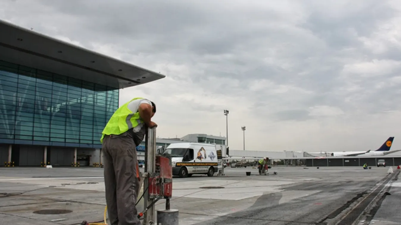 Új beszállókaput ad át a Budapest Airport