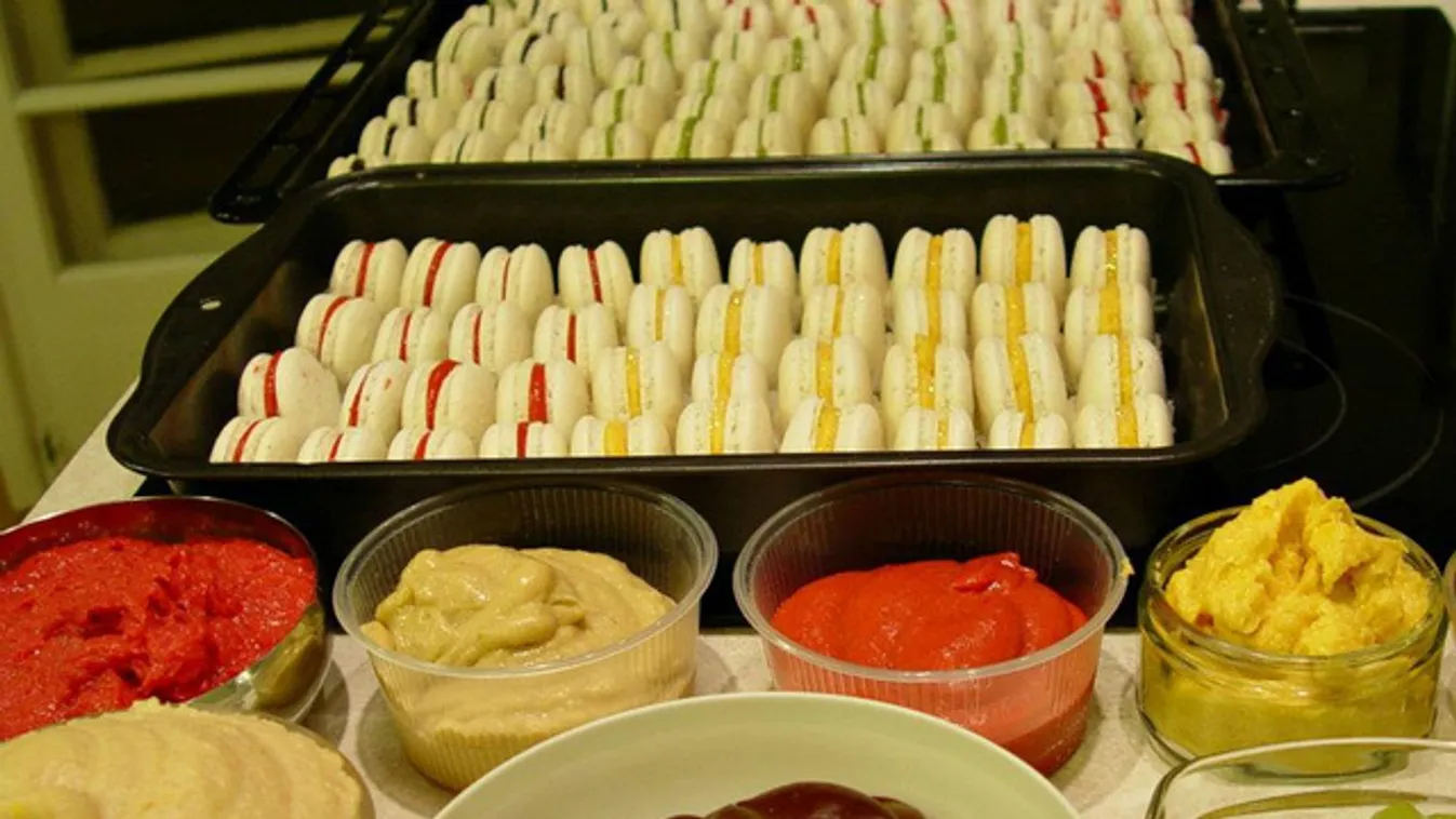 Pálinkás macaron lesz a sztárja budavári pálinka- és kolbászfesztiválnak