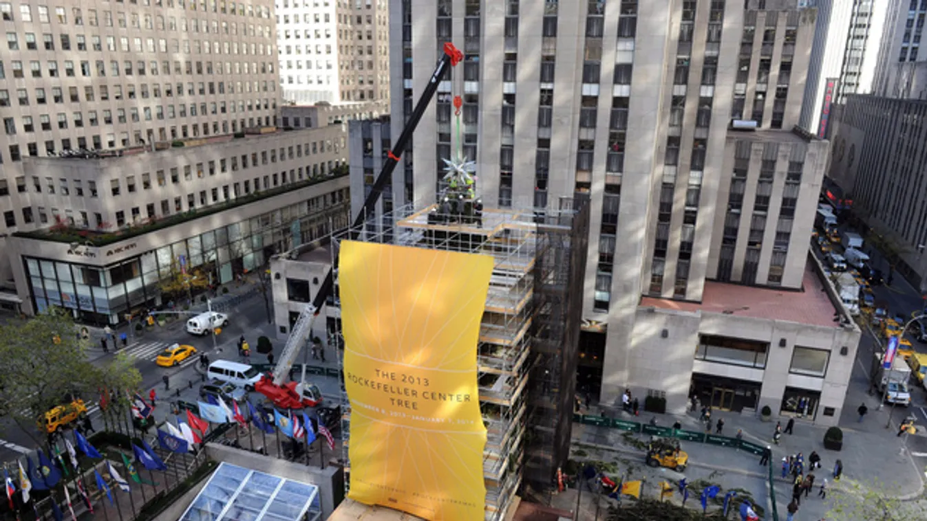 Ilyen idén a New York-i Rockefeller Központ karácsonyfája