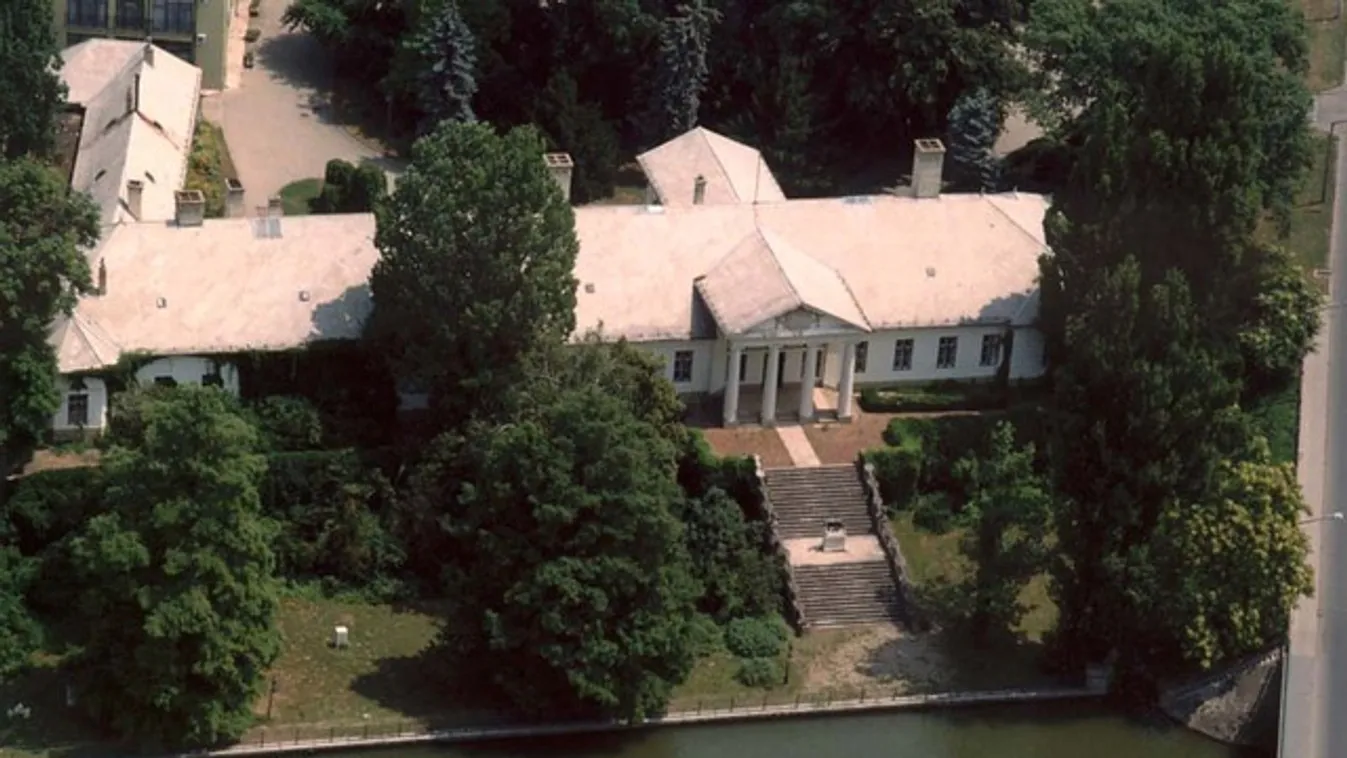 Szarvason nem adóznak az üdülő nyugdíjasok