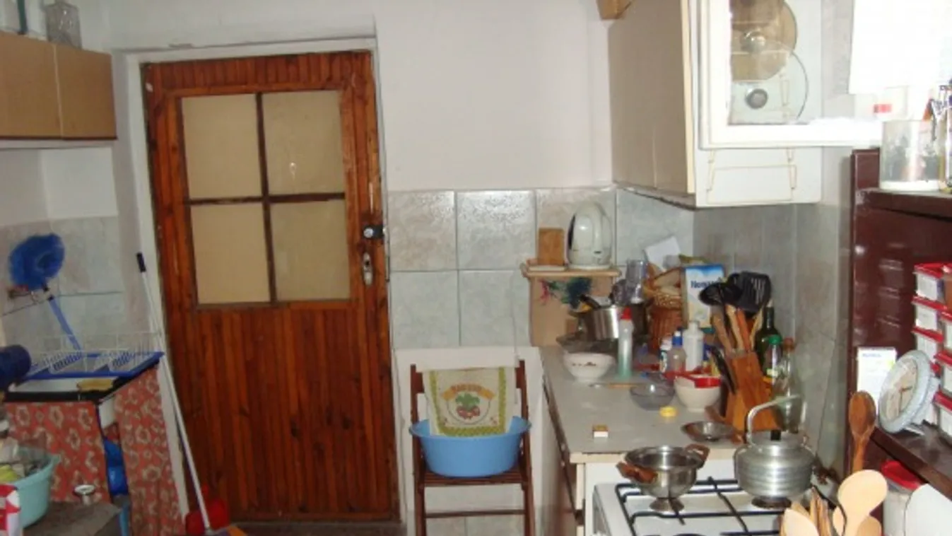 Rombolás, por, olaj - a kétgyerekes család átépítésbe kezd