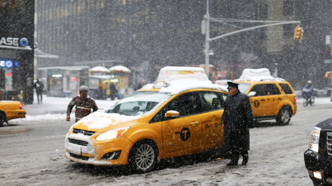 Leállt a hó miatt New York légiközlekedése