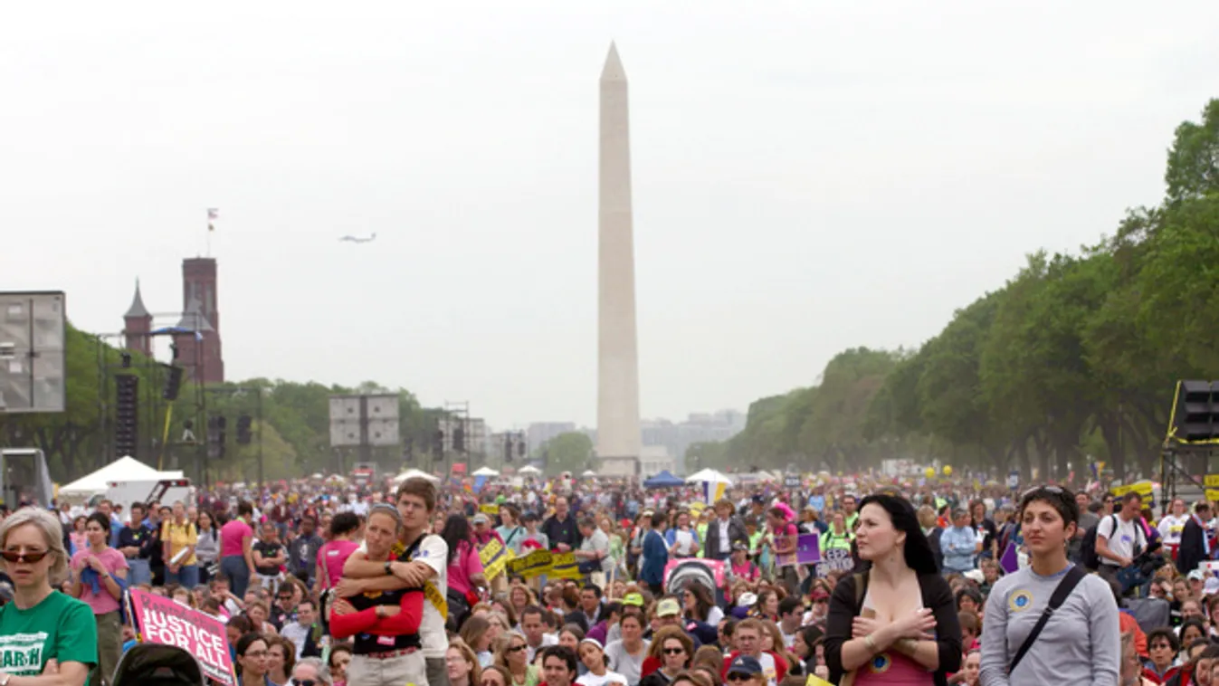 Újra látogatható a földrengés után helyreállított Washington-emlékmű