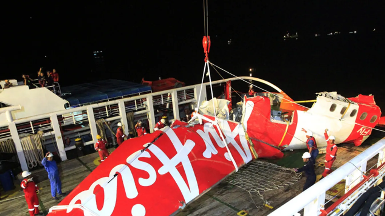 AirAsia-tragédia: megvan a másik fekete doboz is