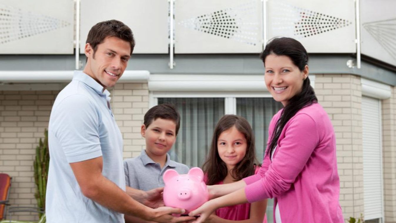 https://cdn.borsonline.hu/2015/03/KflJEzryGzOLgGTMhayunjRhUerTheM_8IZXrP5PKY8/fill/1347/758/no/1/aHR0cHM6Ly9jbXNjZG4uYXBwLmNvbnRlbnQucHJpdmF0ZS9jb250ZW50LzU5N2FlOTU5MGVlODQ1YTg4YzI5NWIwY2QzYTFmMThh.jpg