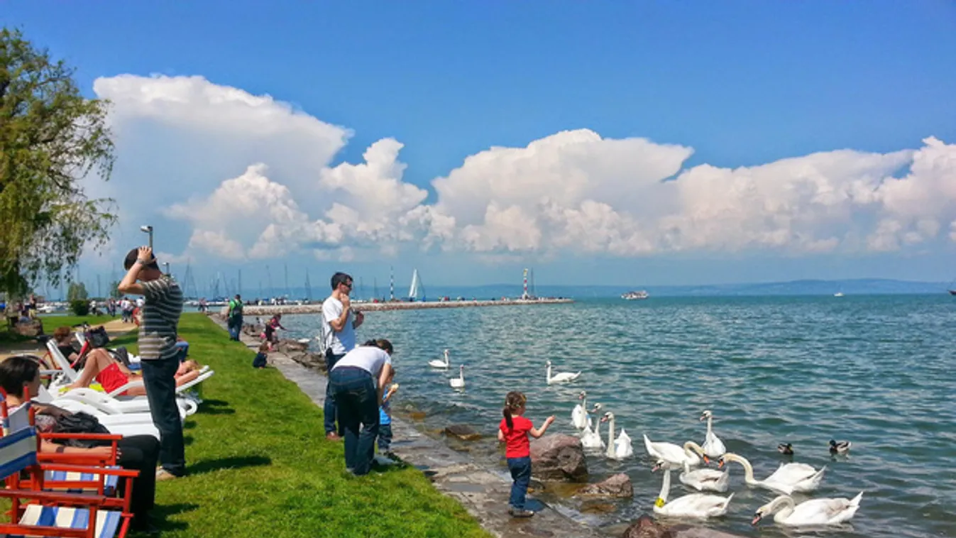 Szívesebben nyaralnak itthon a magyarok