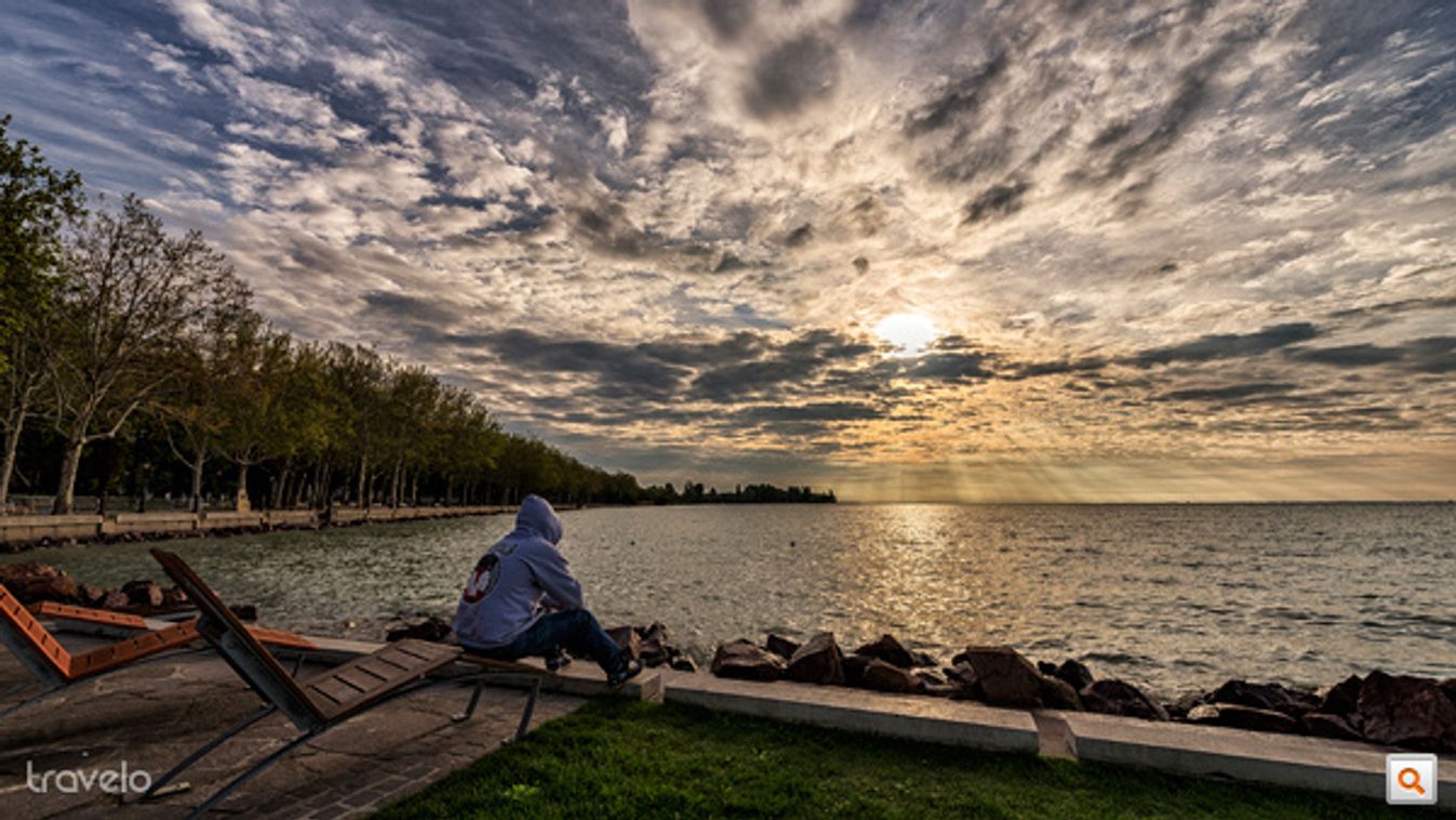 https://cdn.borsonline.hu/2015/04/_eI2HEuwhtQkhf6szkvEiXr606-nJKg4k0xOzLCaq9o/fill/1347/758/no/1/aHR0cHM6Ly9jbXNjZG4uYXBwLmNvbnRlbnQucHJpdmF0ZS9jb250ZW50Lzg5MDRjMGRkMDYwMjQ5NGU5ZmUyMjA1Y2U2MWZiYmJi.jpg