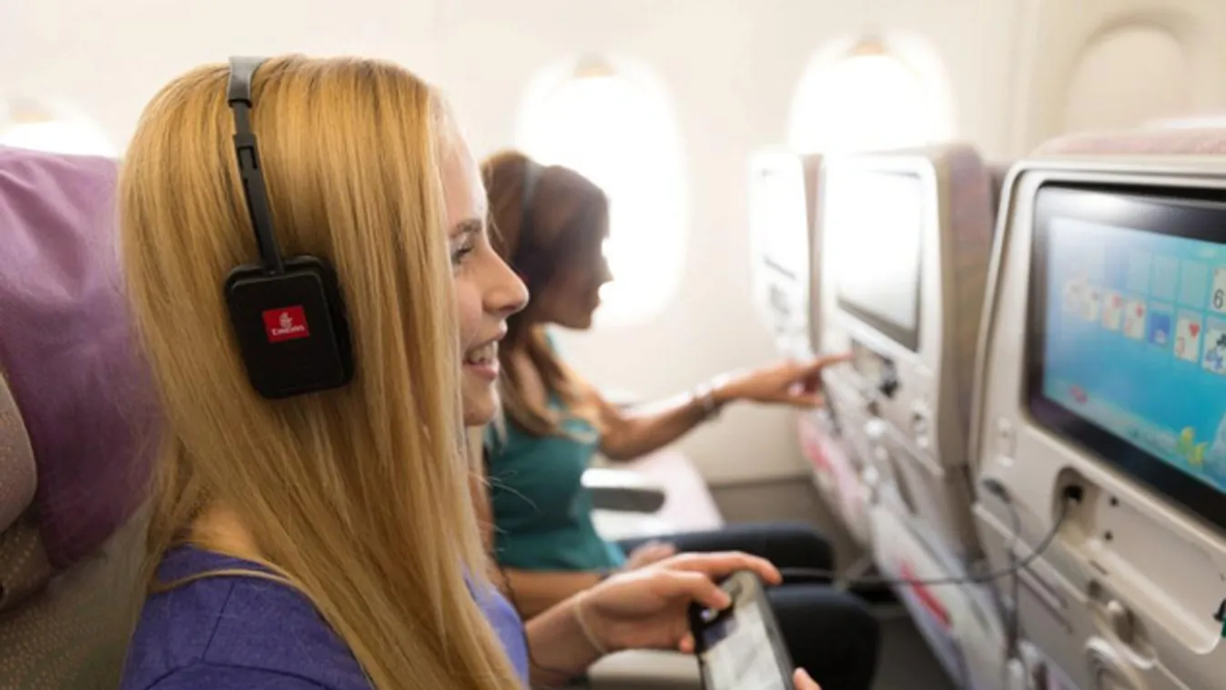 Menő fejhallgató jár az Emirates utasainak