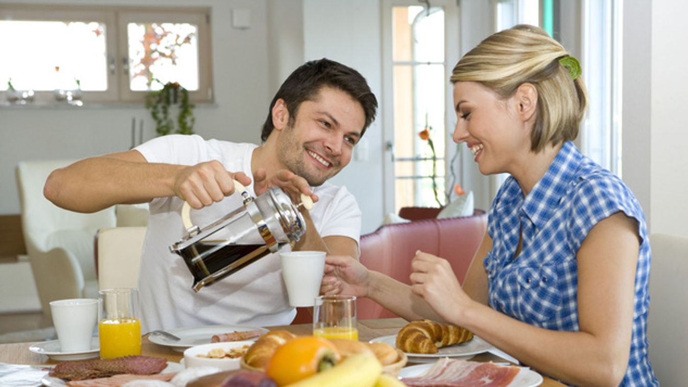 https://cdn.borsonline.hu/2015/05/oUSeVyyqSkI8UV1QsSy7KHjb91qcAkbNnAxckxuJ1x0/fill/1347/758/no/1/aHR0cHM6Ly9jbXNjZG4uYXBwLmNvbnRlbnQucHJpdmF0ZS9jb250ZW50LzM5YWY3OTdhMTFkYzQ4ZWJhMDgyZDJmYzIxNjZkMDVl.jpg