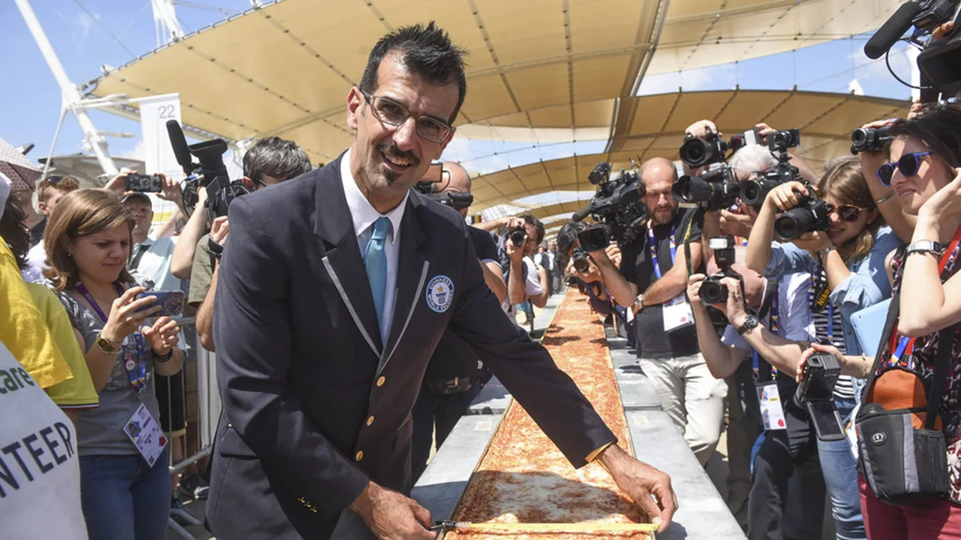 A világ leghosszabb pizzáját sütötték meg Milánóban