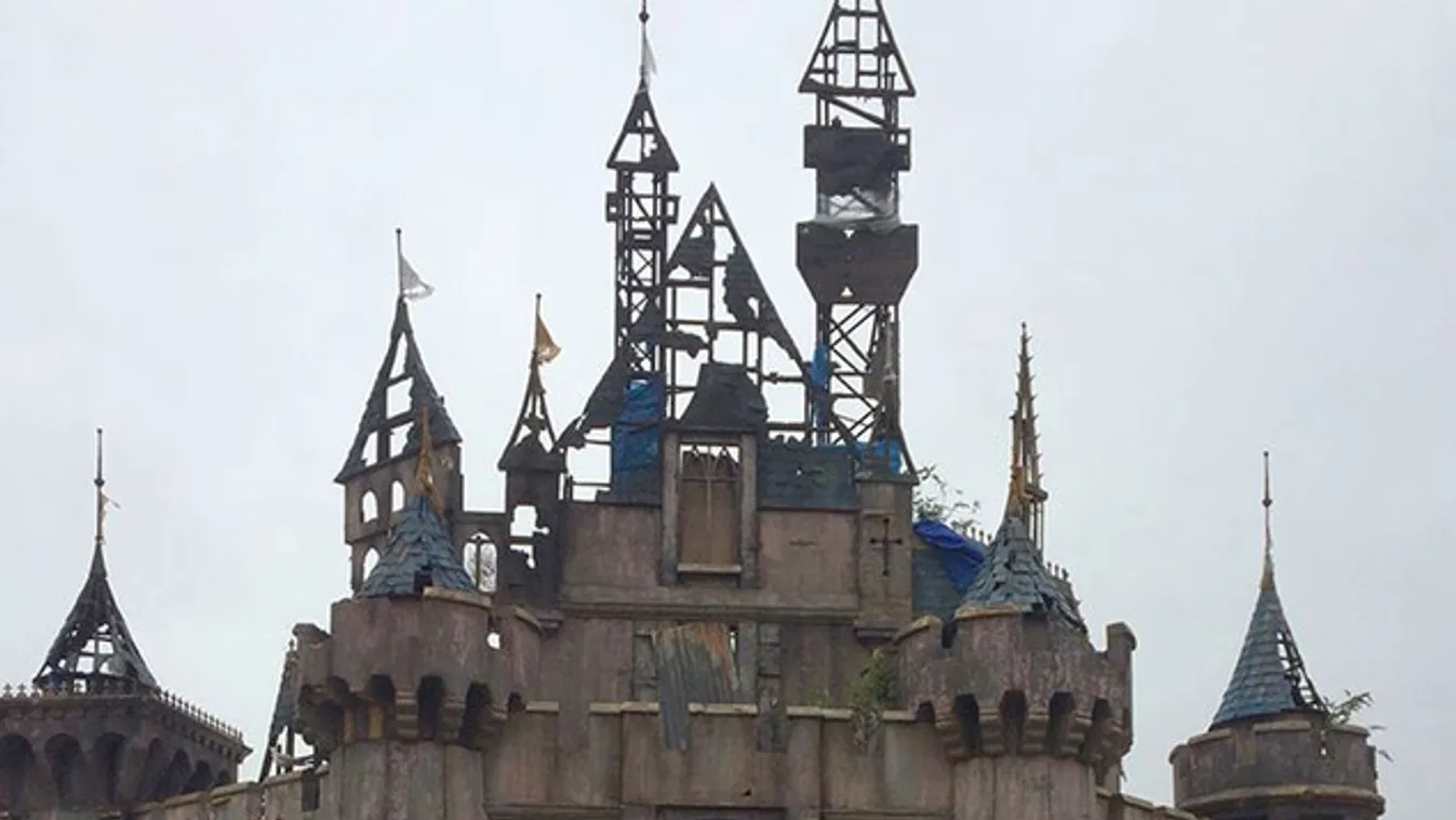Anti-Disneyland élménypark nyílt felnőtteknek