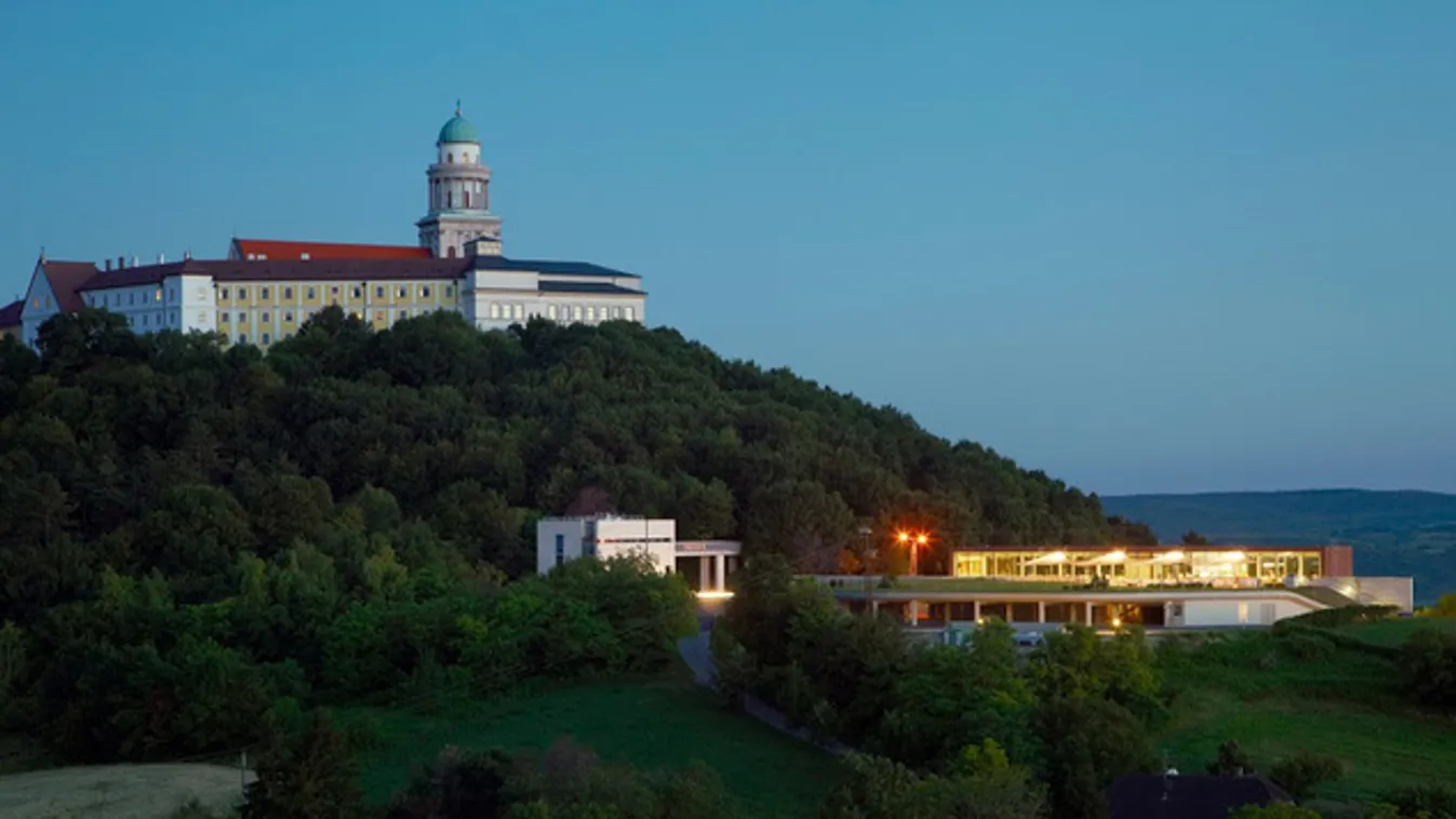 Gyógynövények és csúcsgasztronómia: irány Pannonhalma!