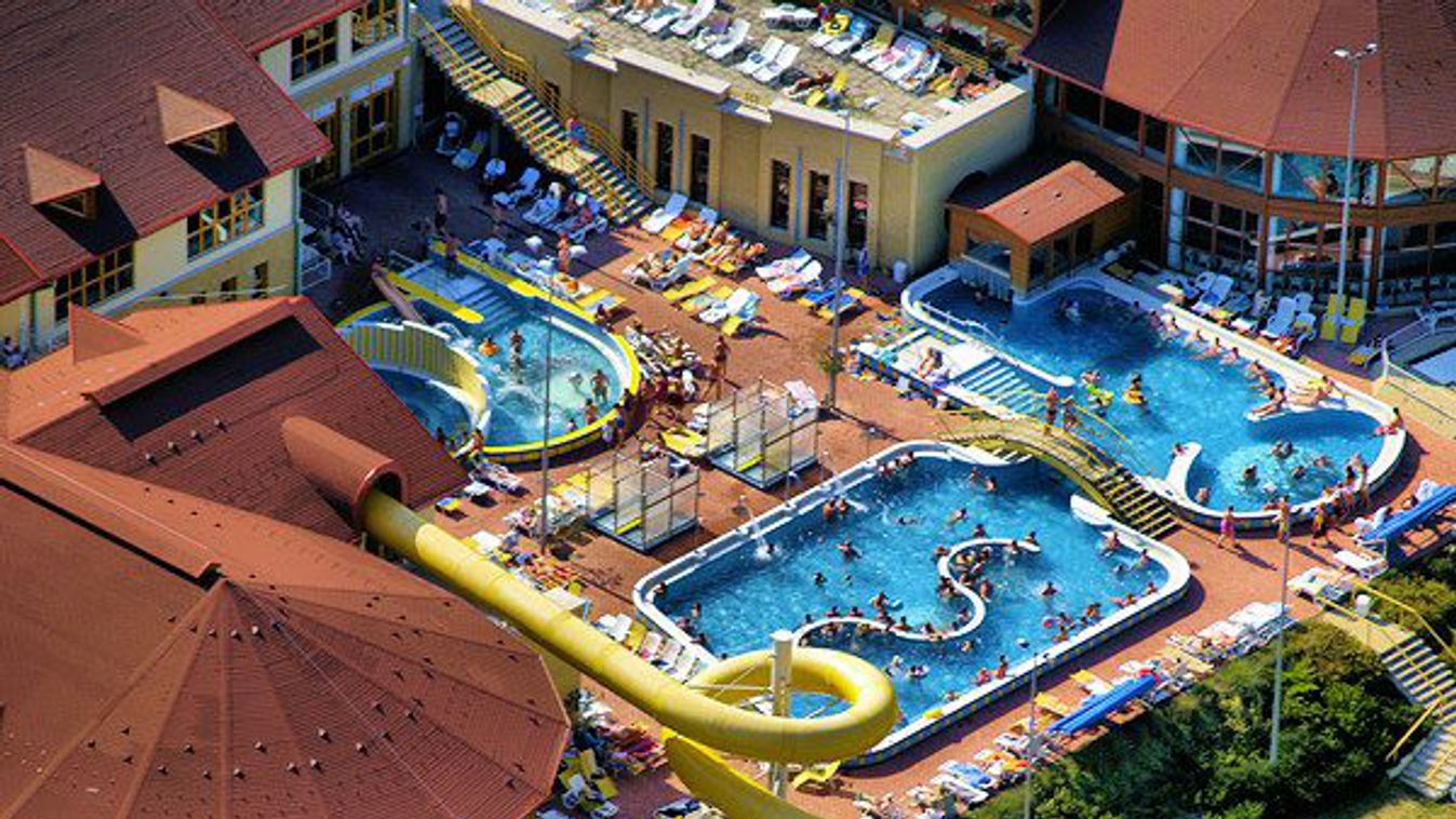 https://cdn.borsonline.hu/2015/09/m1GoH7U8qiGvQrJ_cX-qGZ6uKf171n5gHuhD7McGz6g/fill/1347/758/no/1/aHR0cHM6Ly9jbXNjZG4uYXBwLmNvbnRlbnQucHJpdmF0ZS9jb250ZW50LzIwMWY0OTY2YzYwYTQ2ZjY5MzhlMDI4NjVlZGQ2N2Qw.jpg