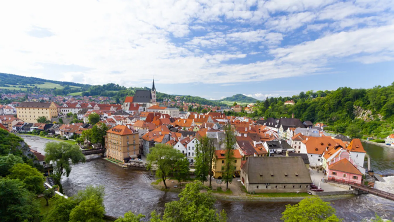 Cesky Krumlov, a romantikus kricsmifalva