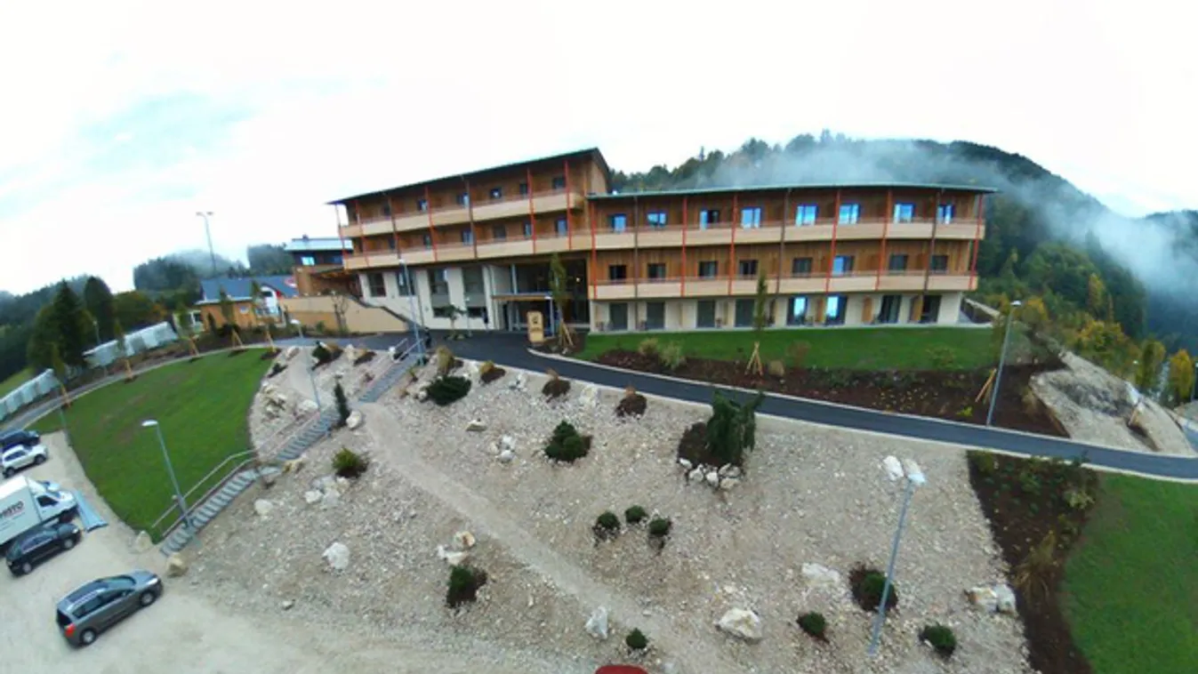 Hegyi élményhotel nyílt az Annabergen