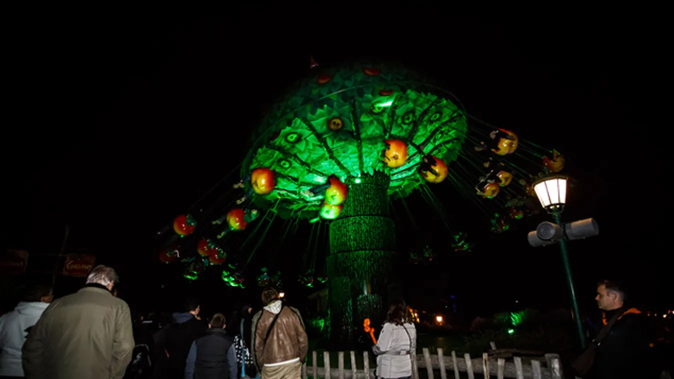 Borzongó hullámvasutazást ígér az osztrák Familypark