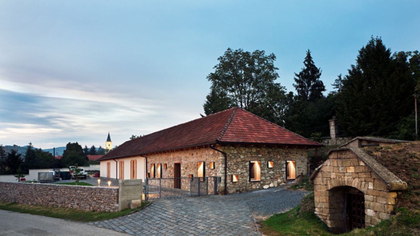 https://cdn.borsonline.hu/2015/11/sZgF4bR6xEXanxgsLL2jMQSAxyXVm_6Y-EPnQUNvfN8/fill/1347/758/no/1/aHR0cHM6Ly9jbXNjZG4uYXBwLmNvbnRlbnQucHJpdmF0ZS9jb250ZW50LzE5MmNhMjBhMTIxZTQzM2ViYzA5YmNiYTQzZjJmOTg1.jpg