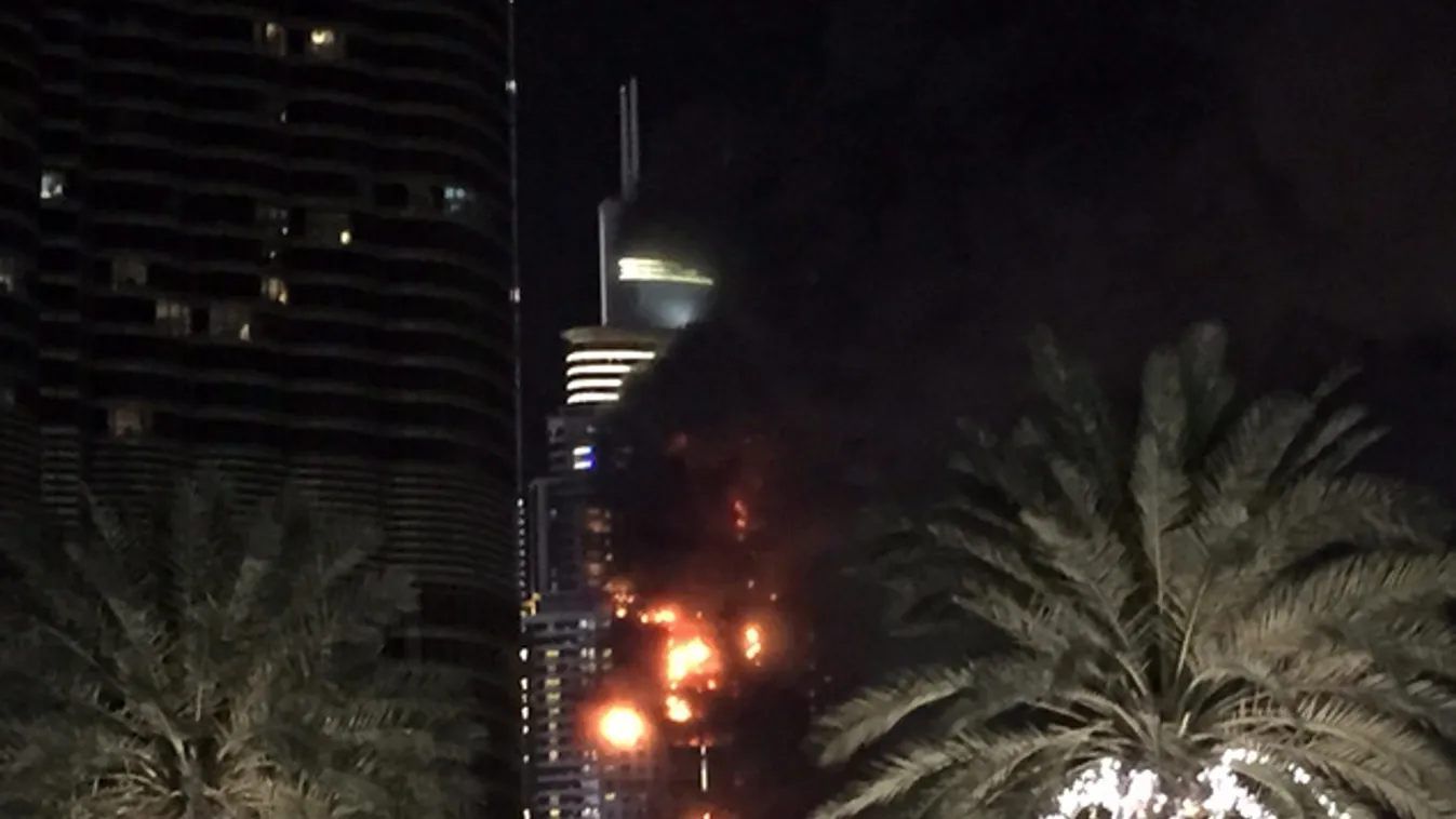 Lángokban állt egy luxushotel Dubajban