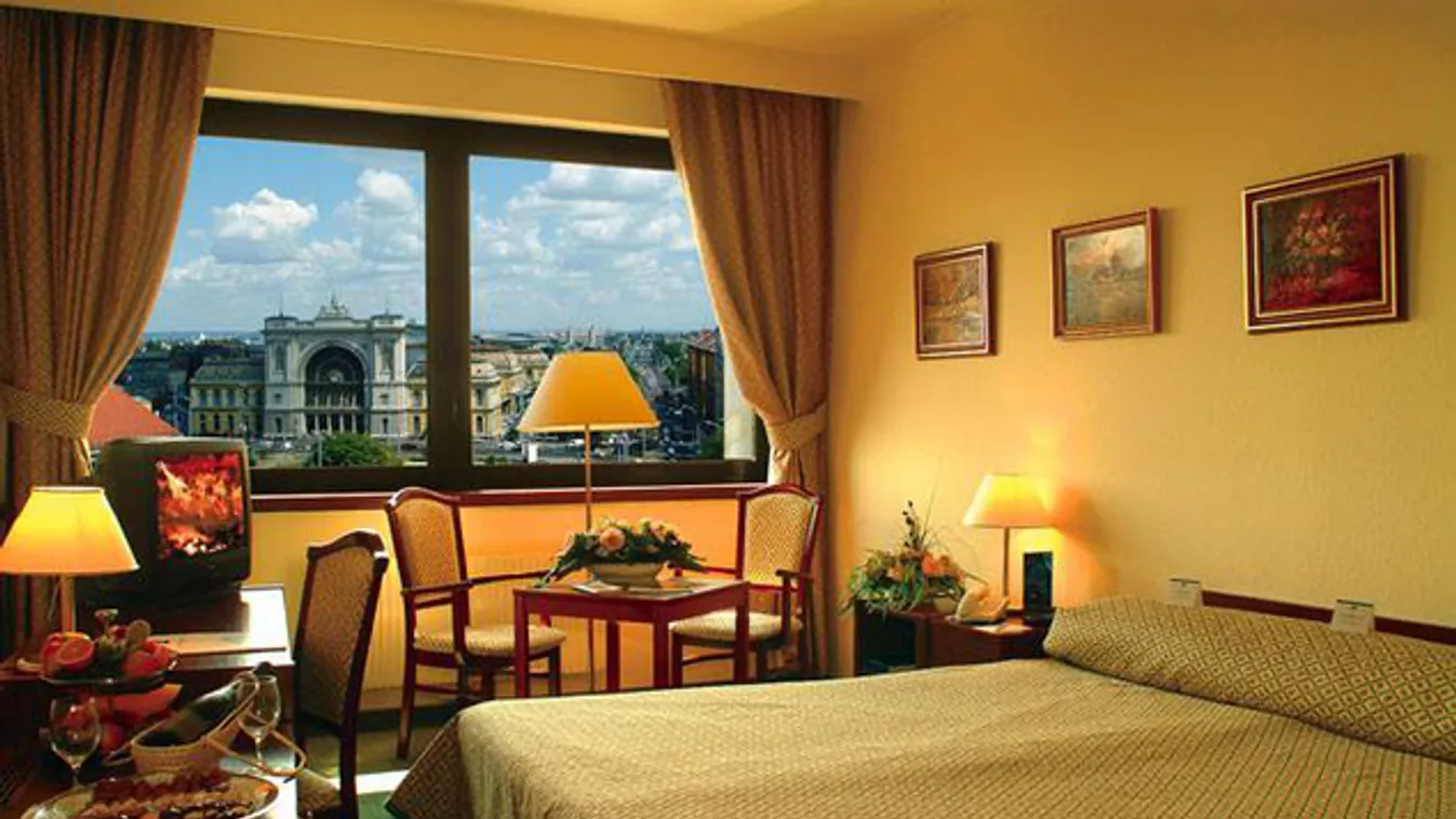 Szobánként egymillióból újul meg és új nevet kap a Grand Hotel Hungaria