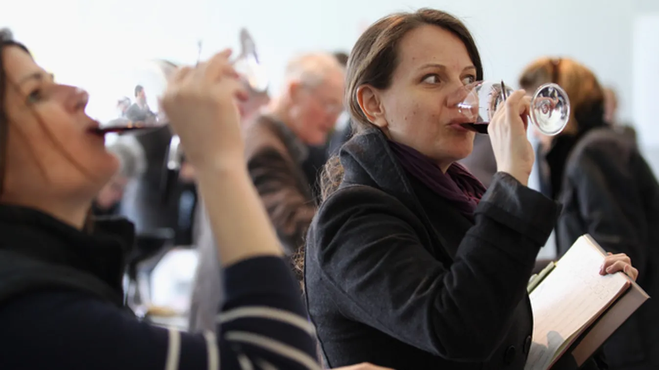 Ingyenes városi séták, világhírű fotók és ütős borok