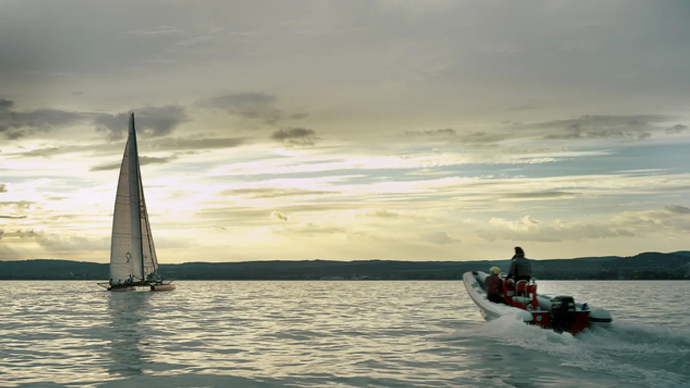 Szexi vitorlás videó készült a Balatonról