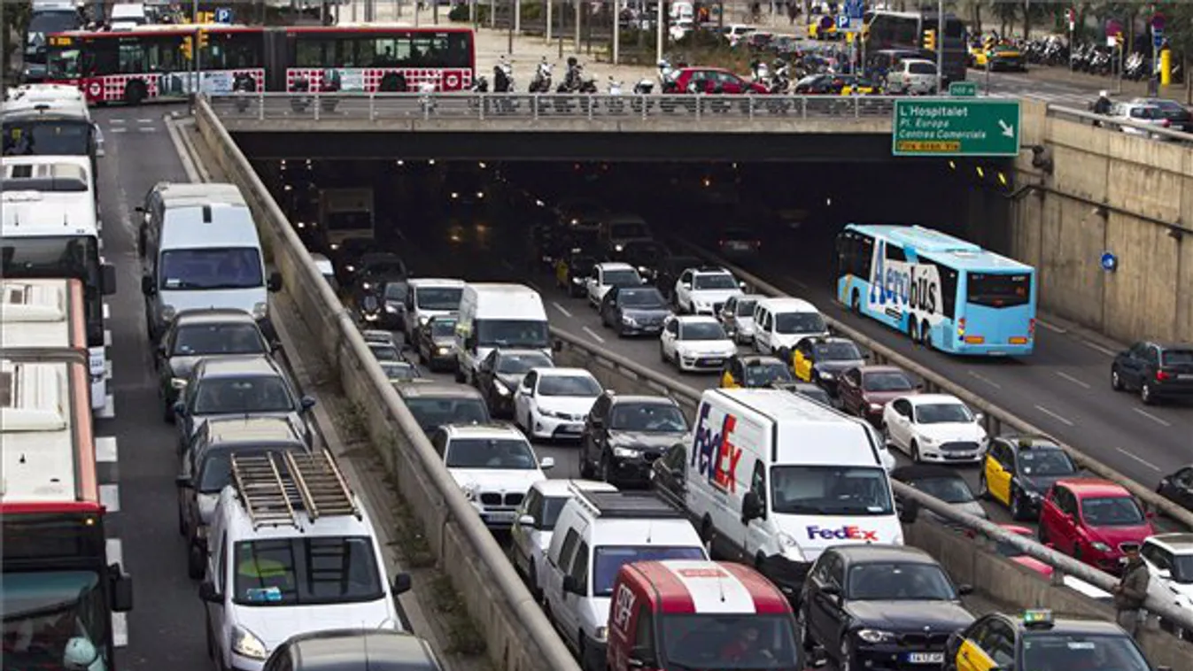 Metrósztrájk miatt bénult meg Barcelona