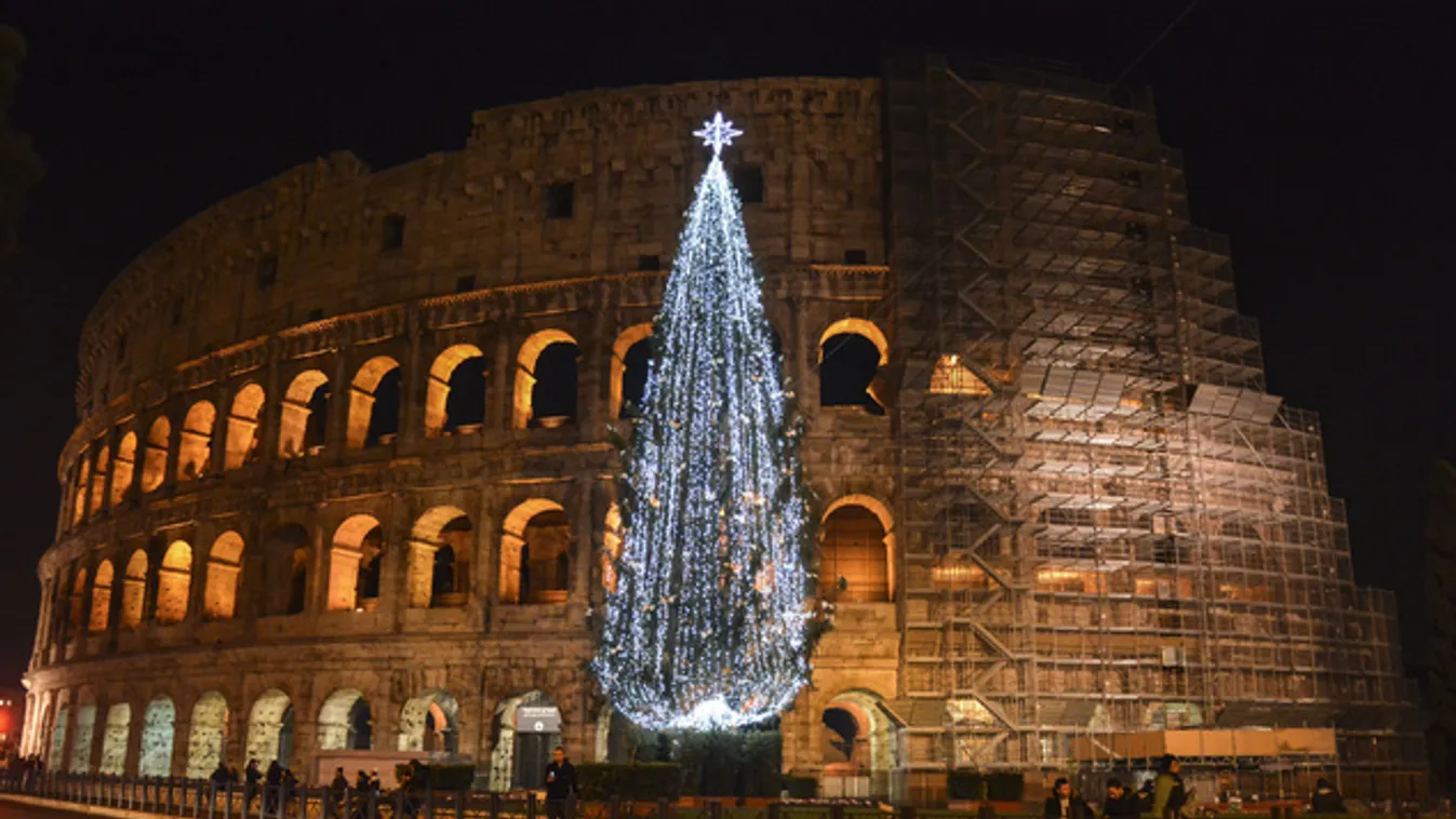 Három év után lebontják a Colosseum külső állványzatát