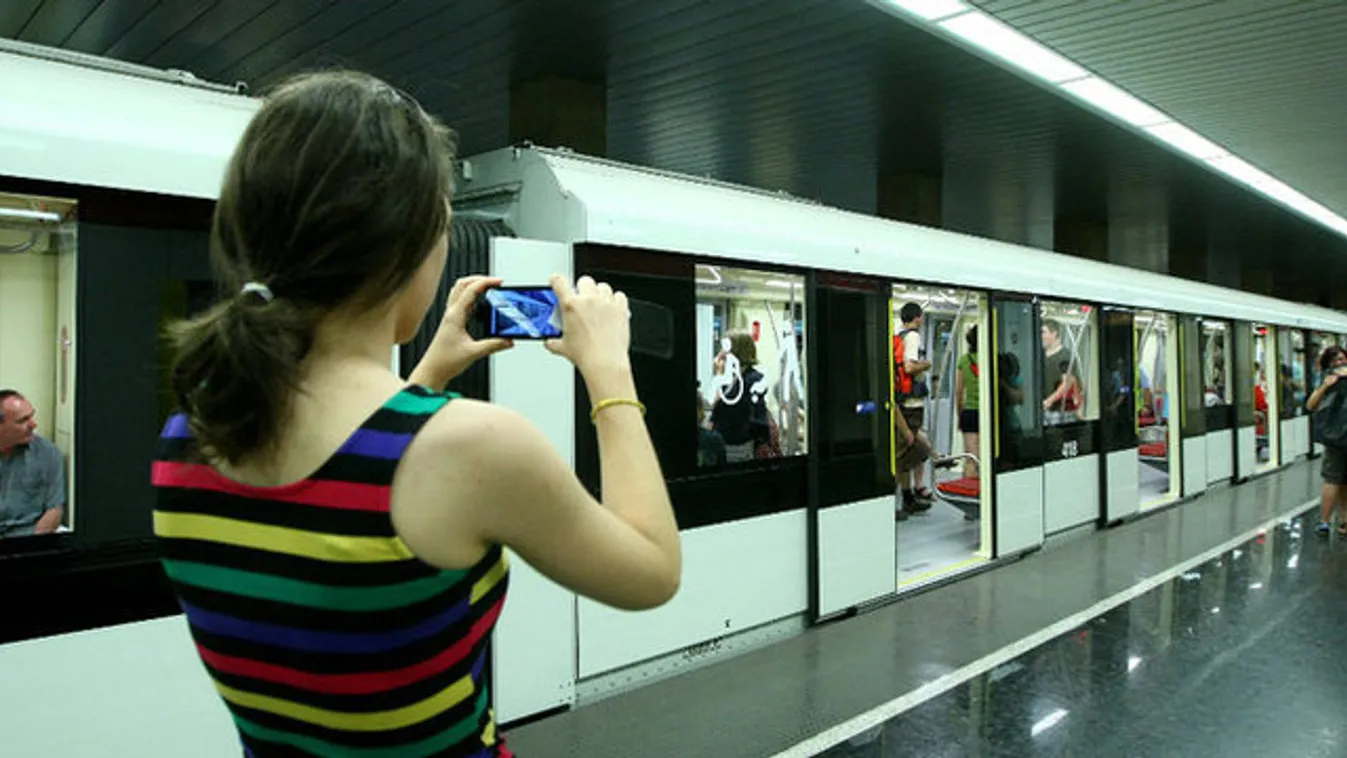 Indul az első vezetőfülke nélküli metró!
