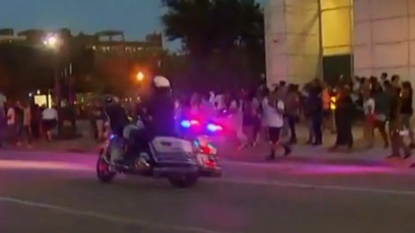 Több rendőr meghalt a dallasi tüntetésen kitört erőszakban