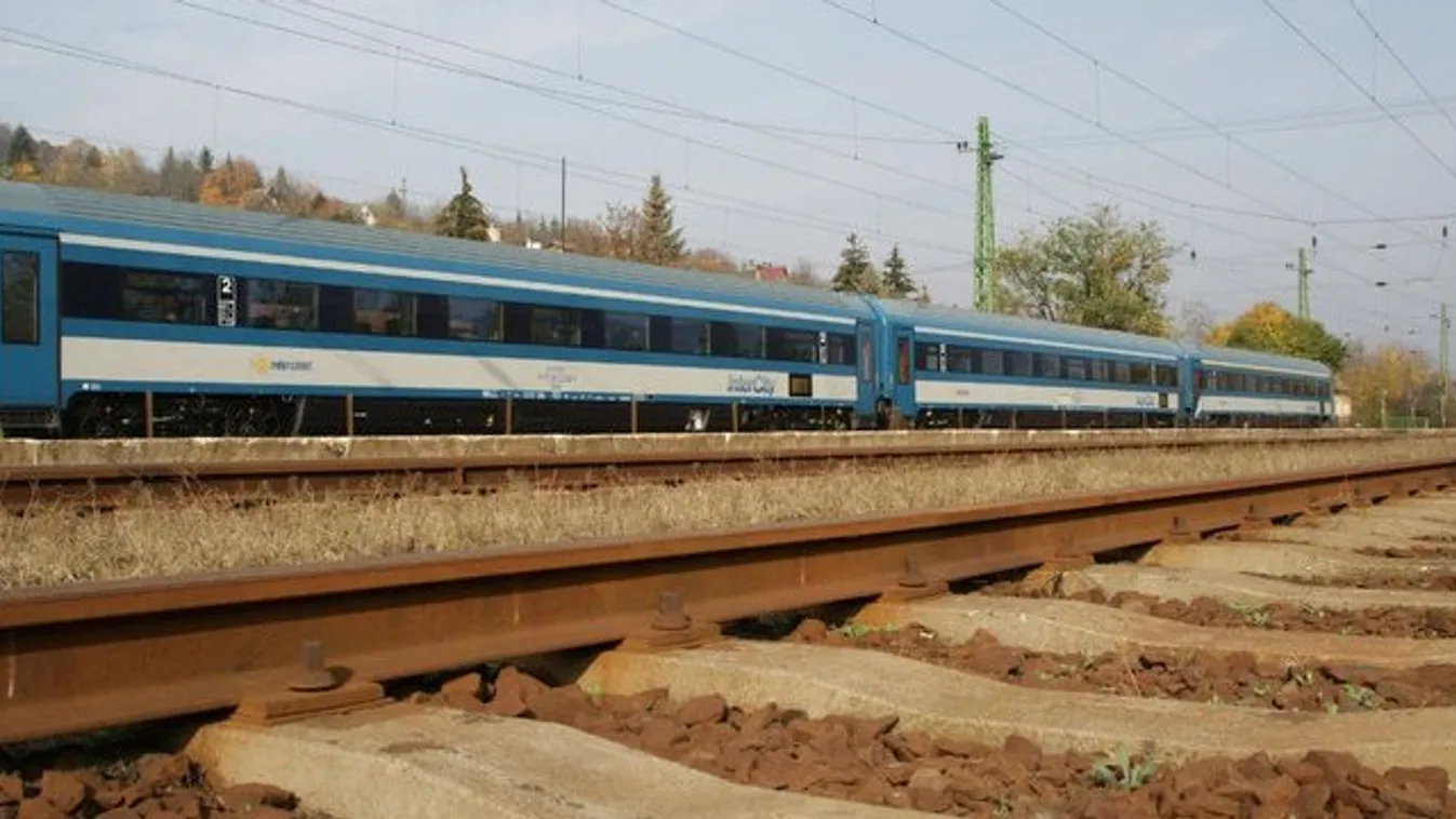 Biciklist gázolt halálra az InterCity