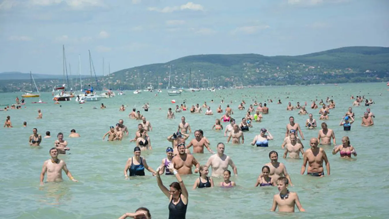 Tóátúszás, holdfénytánc, lóverseny, középkori fesztivál: ide utazzon júliusban