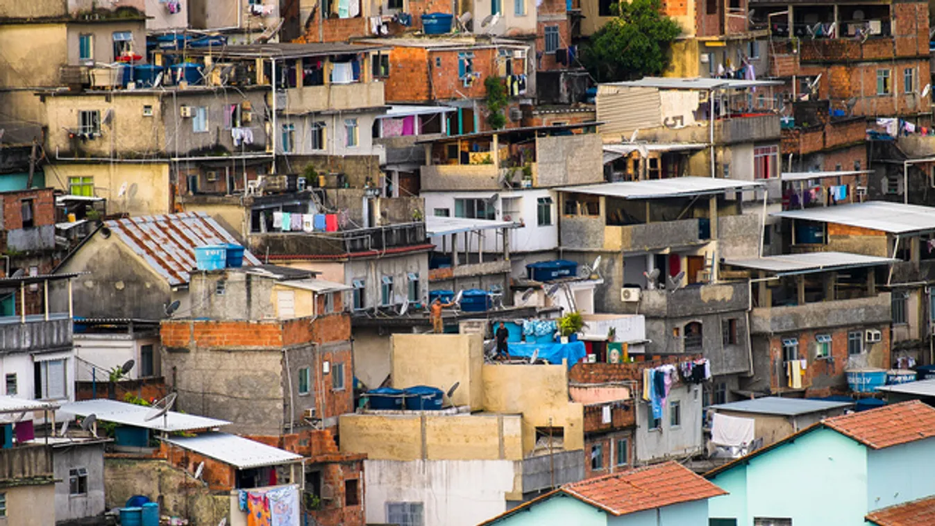 Favela-szafarikat szerveznek turistáknak Rióban