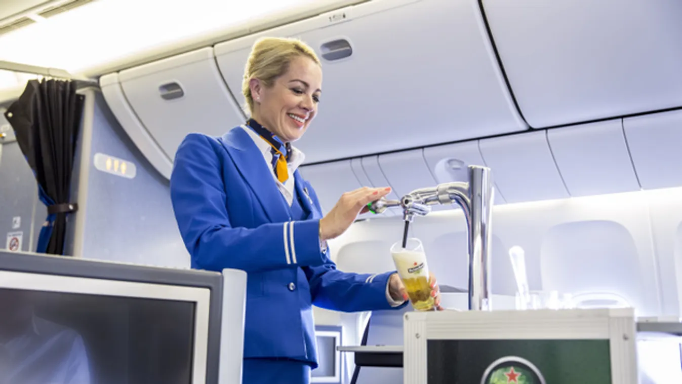 Csapolt sört ihatnak az utasok a KLM fedélzetén