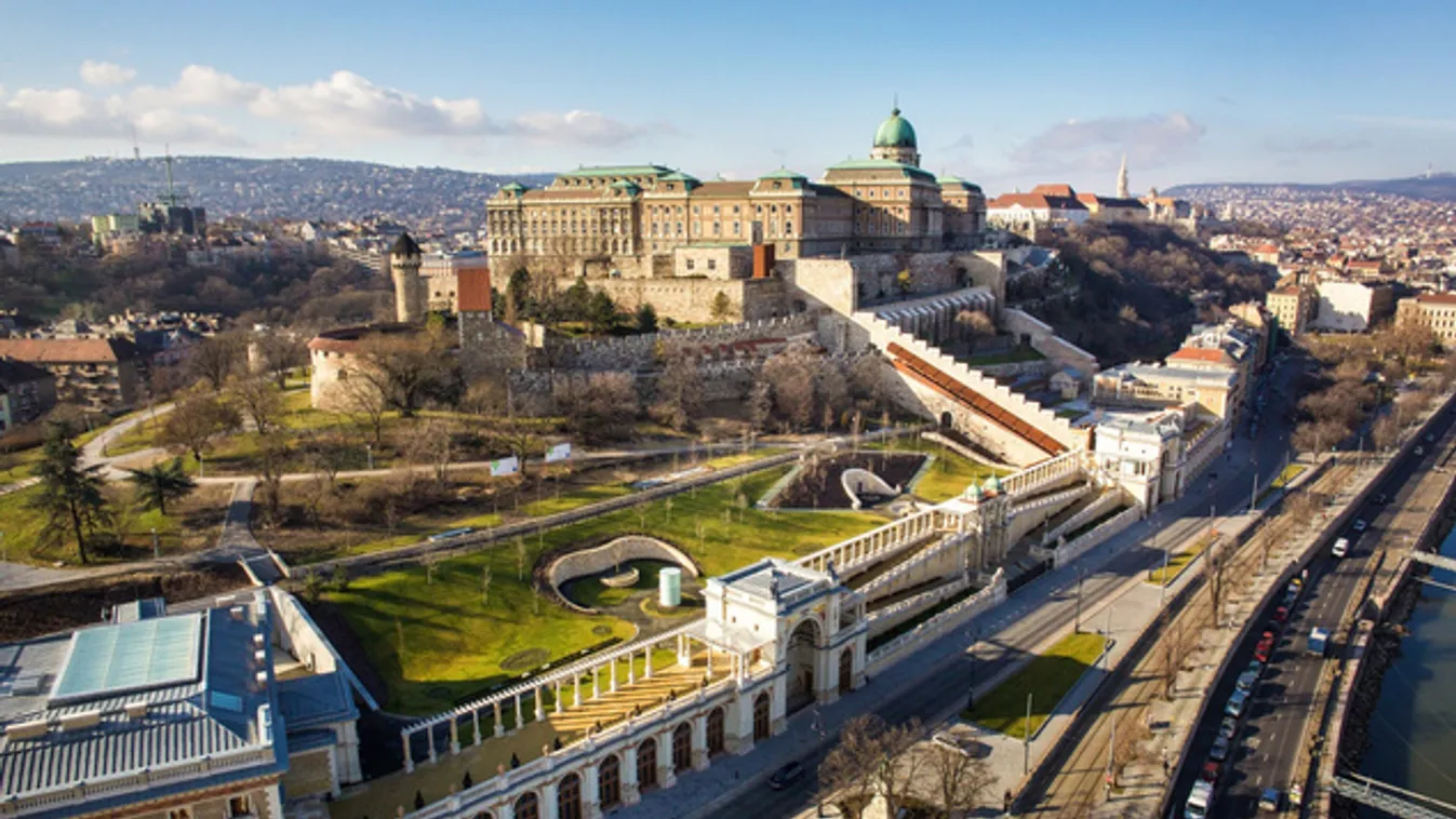 Turisták előtt elzárt részeket is megnyit hétvégére a Várkert Bazár