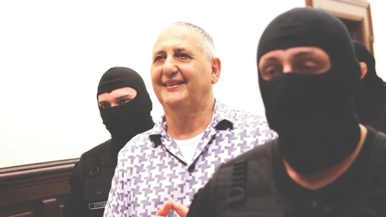 Jogerős: nem vesztegetett Tasnádi Péter
