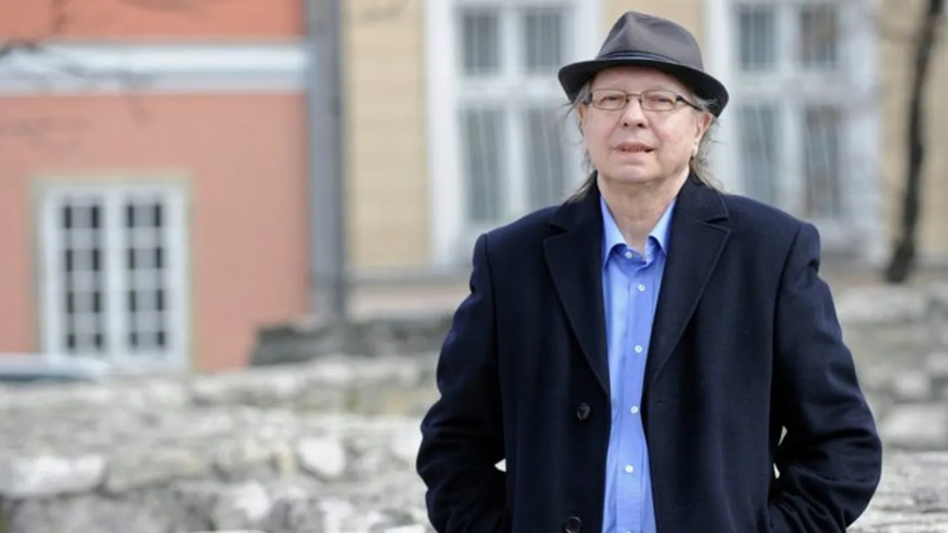 Balázs Fecó: Rengeteg gyógyszerrel, de jobban vagyok!