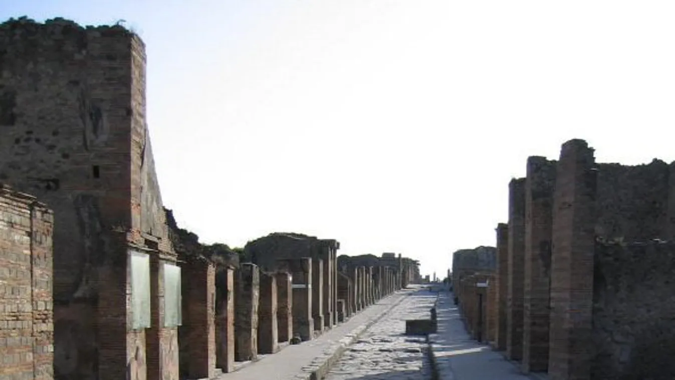 Megnyitják a turisták előtt Pompeji leghíresebb házát