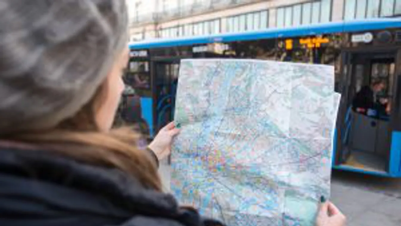 Turistáknak is hasznos ingyenes lepedőtérképet adott ki a BKK