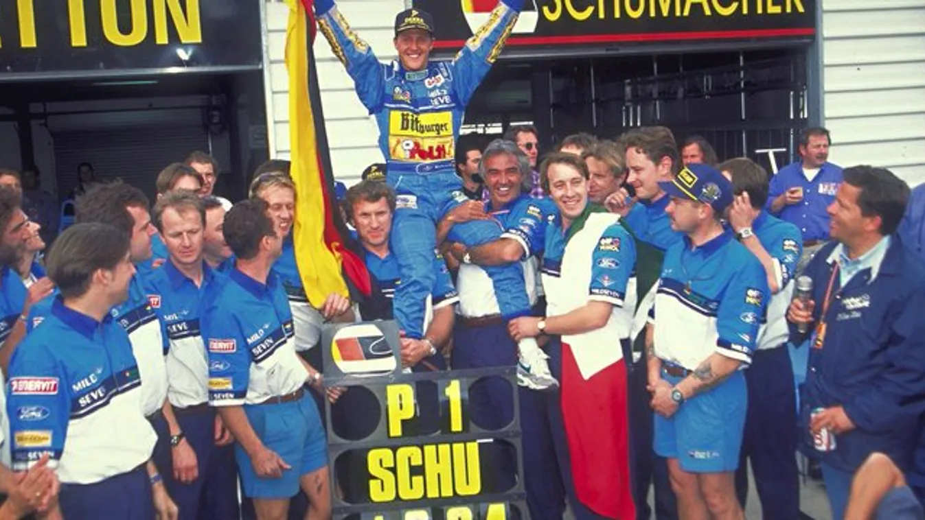Schumacher arat a közösségi médiában