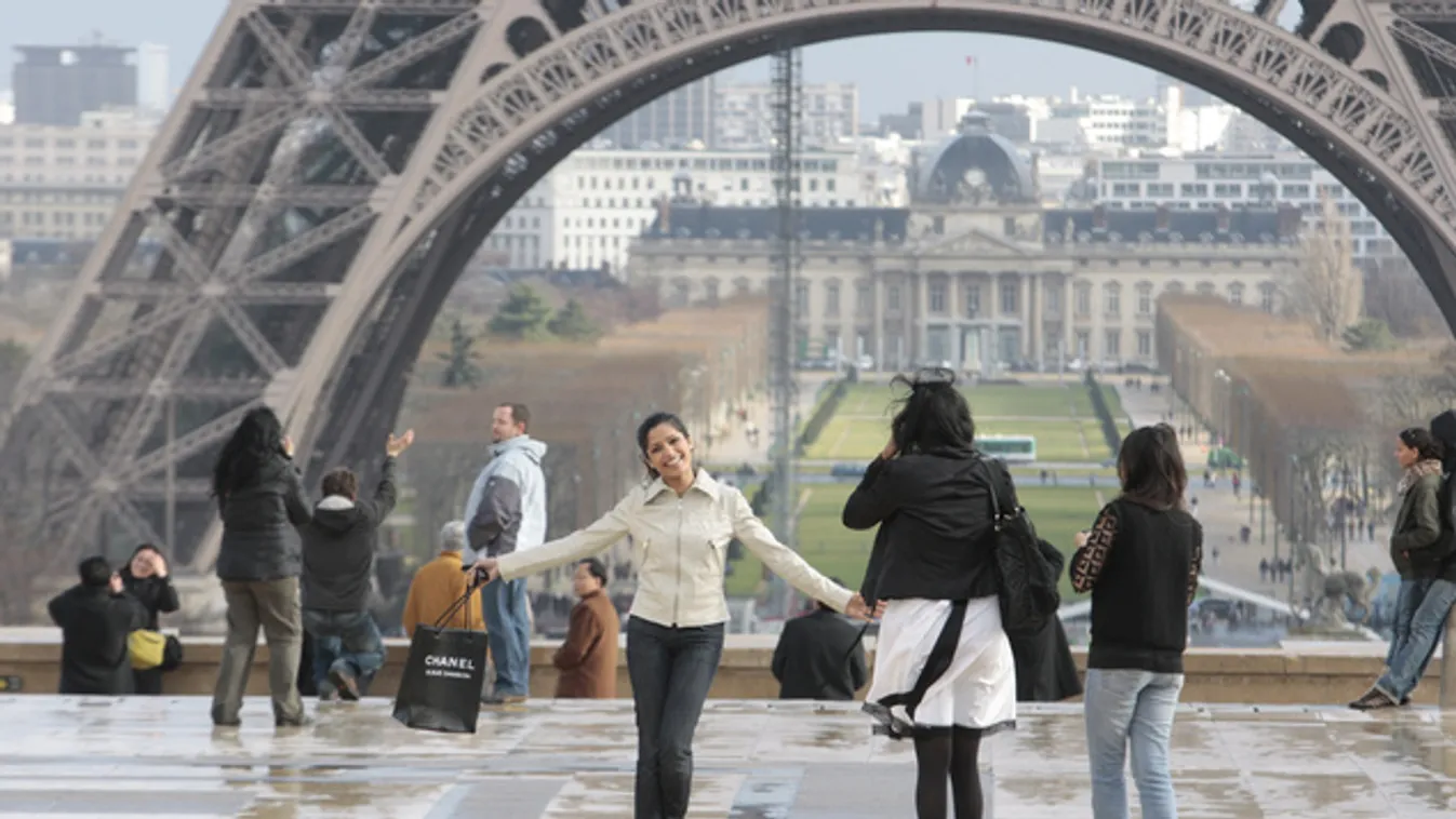 Megint sztrájk miatt zárt be az Eiffel-torony