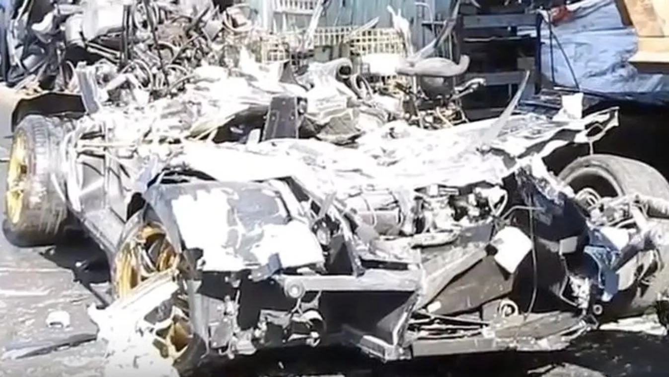 Százmilliós autót tört rommá a rendőrség - videó