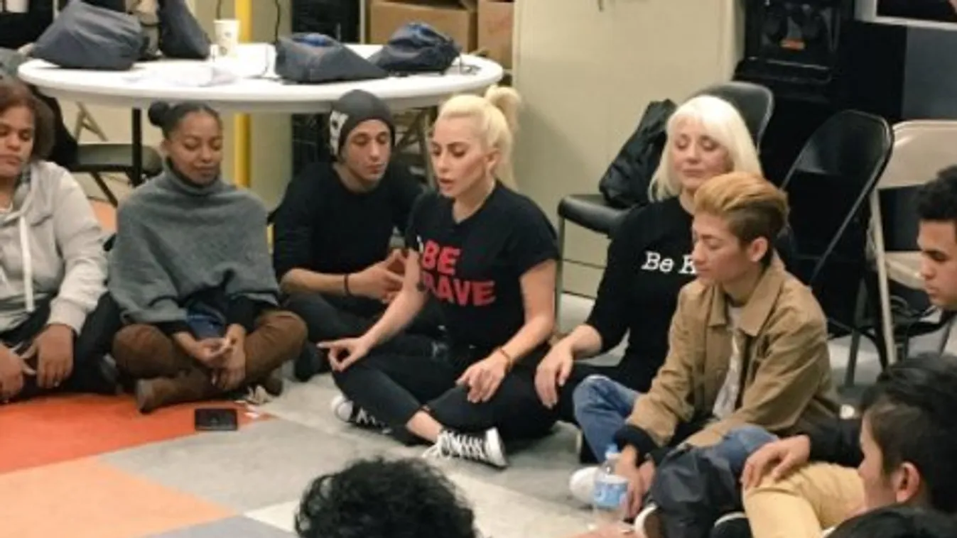 Kegyetlenül őszintén vallott betegségéről Lady Gaga