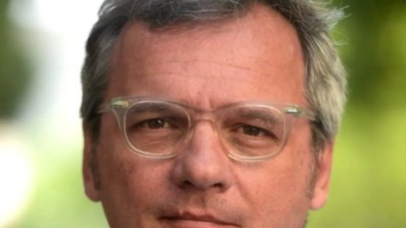 Plázában kapott szívrohamot Kakuk György