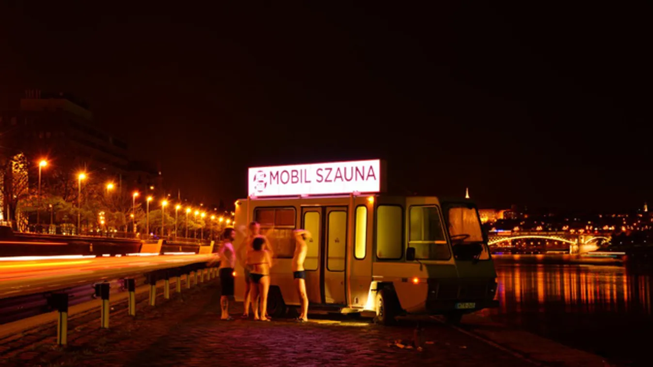 Megint szaunázhat a Duna-partra kigurított kisbuszban