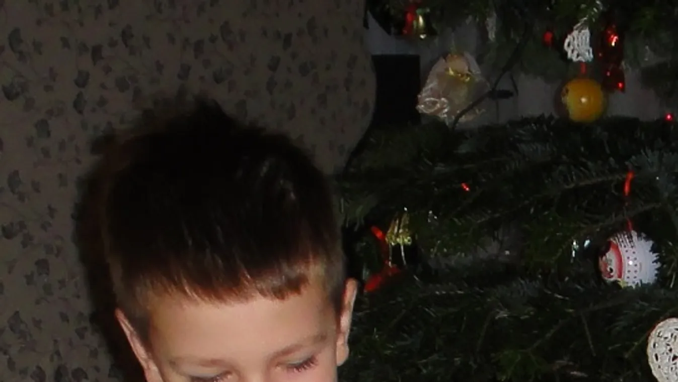 Otthon „ráztuk” vissza Petya kificamodott csípőjét