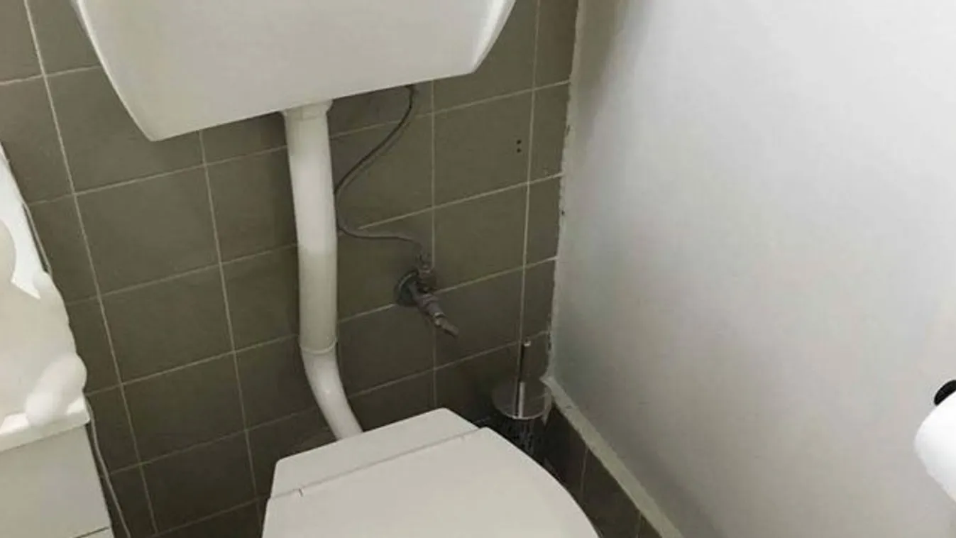 Ennek az albérlőnek még azért is kellett fizetnie, hogyha lehúzta a vécét