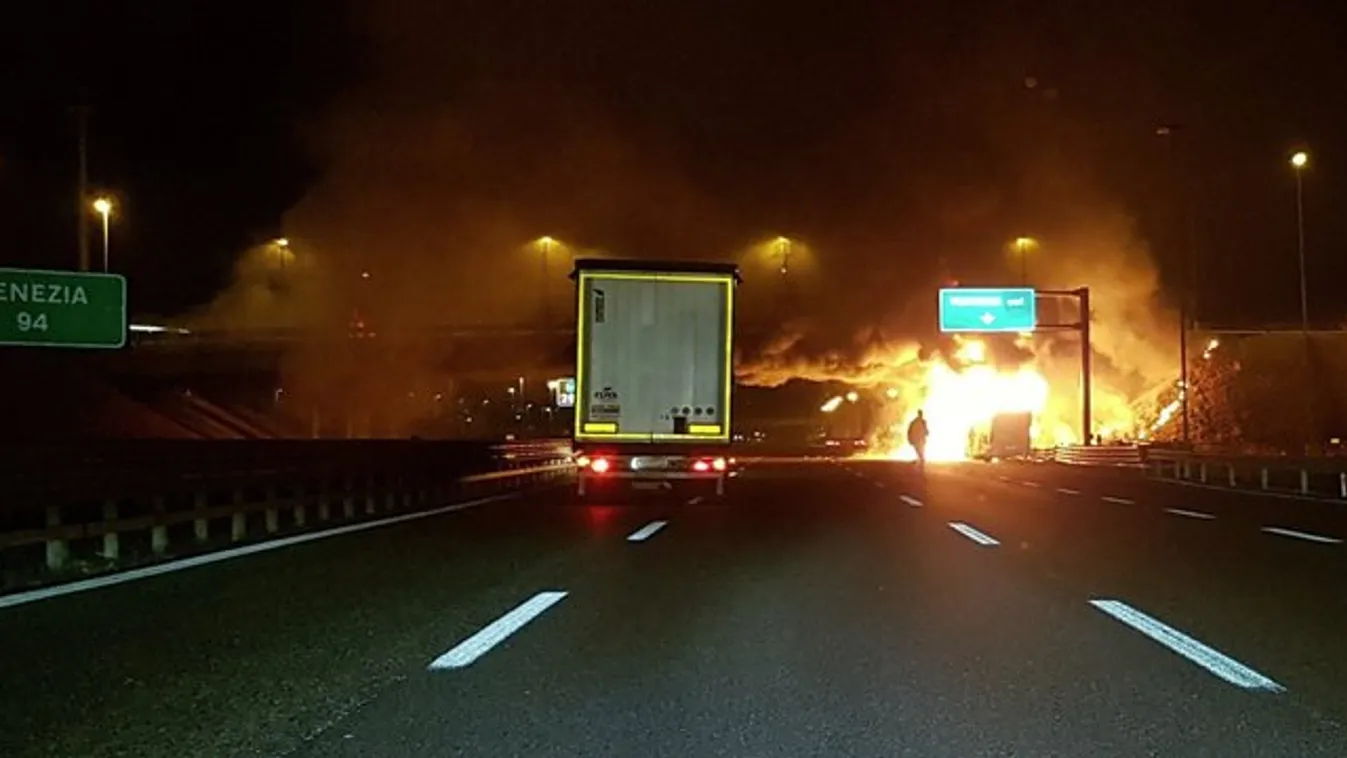 A kórházban tudta meg a lány, hogy szerelme meghalt a buszon